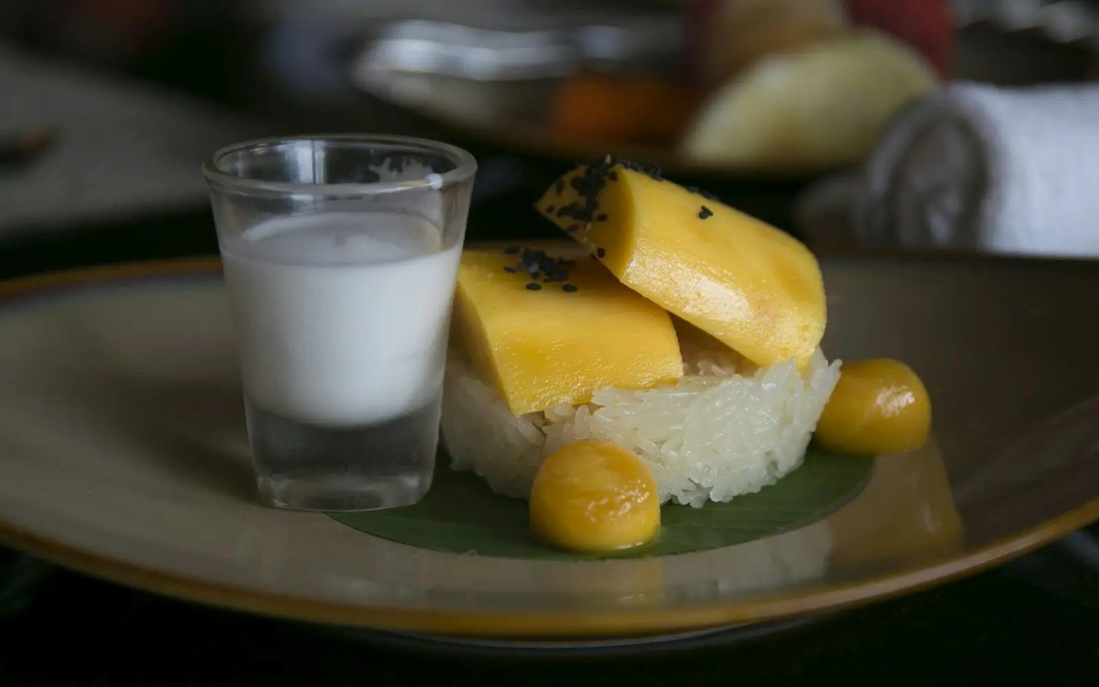 Food photograph for Niphat Uthit 1–3 + Kim Yong + Thamnoon Vithi, Hat Yai