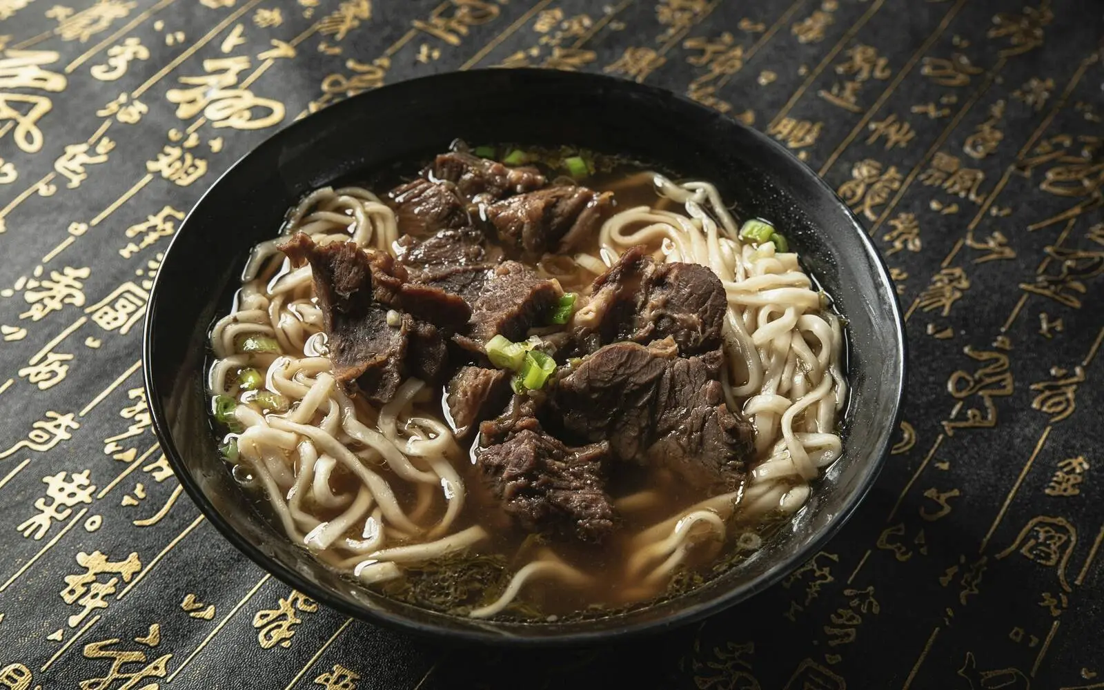 Food photograph for Guohua St / Yongle Market + Zhengxing St / Hai'an Rd, West Central, Tainan